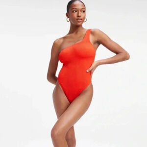 NWT Good American Bright Poppy Red Always Fits One Shoulder Swimsuit, Size 4-5XL